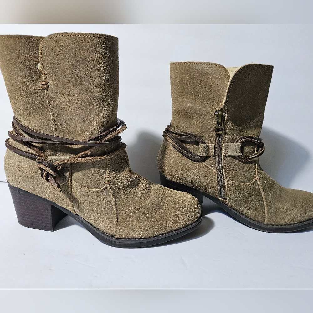 Eddie Bauer Tan Leather Boots - Picture 3 of 9